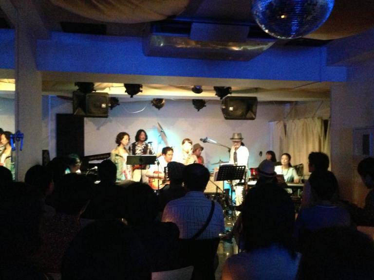 995164_377259432377665_883720163_n